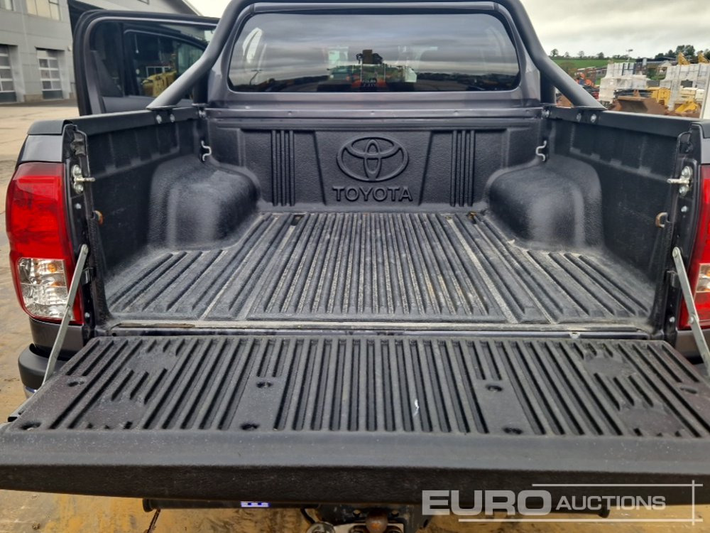 Pick-up 2023 Toyota Hilux: foto 19