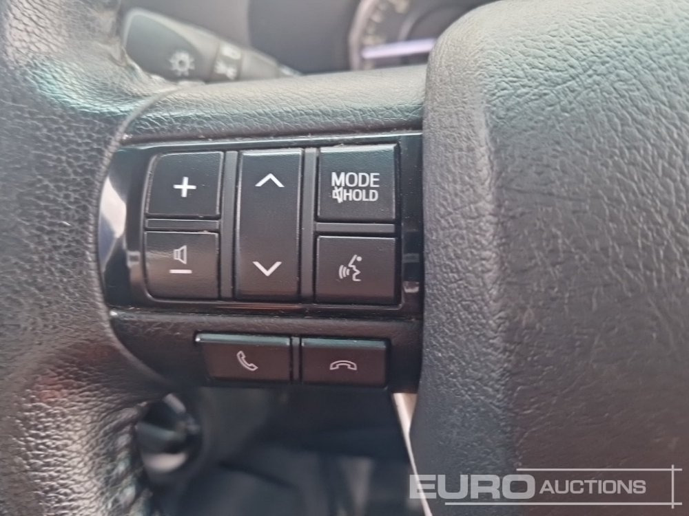Pick-up 2023 Toyota Hilux: foto 29