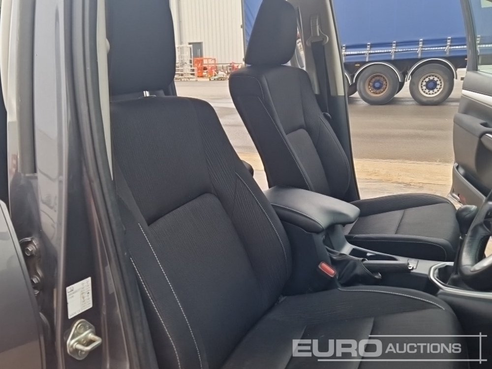 Pick-up 2023 Toyota Hilux: foto 27