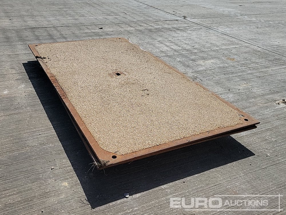20mm Steel Road Plate (2 of) - Equipamento de construção: foto 2 20mm Steel Road Plate (2 of) - Equipamento de construção: foto 2