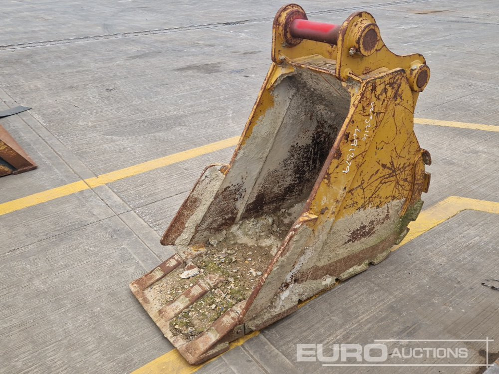 30" Digging Bucket 80mm Pin to suit 20 Ton Excavator - Balde: foto 1 30" Digging Bucket 80mm Pin to suit 20 Ton Excavator - Balde: foto 1
