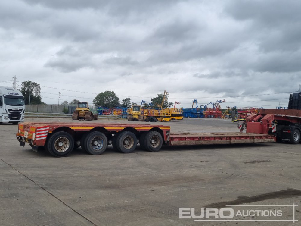 4 Axle Drop Neck Low Loader Trailer, Power Steer, 3" Pin - Semireboque baixa: foto 5 4 Axle Drop Neck Low Loader Trailer, Power Steer, 3" Pin - Semireboque baixa: foto 5