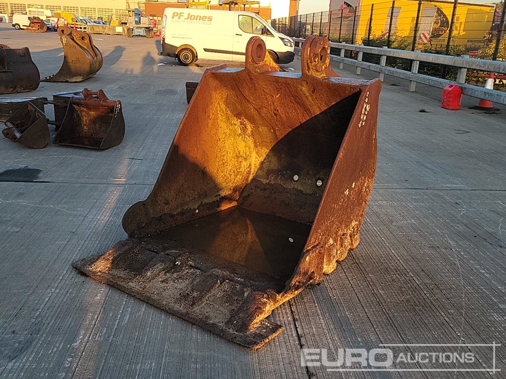 48" Digging Bucket 80mm Pin to suit 20 Ton Excavator - Balde: foto 1 48" Digging Bucket 80mm Pin to suit 20 Ton Excavator - Balde: foto 1