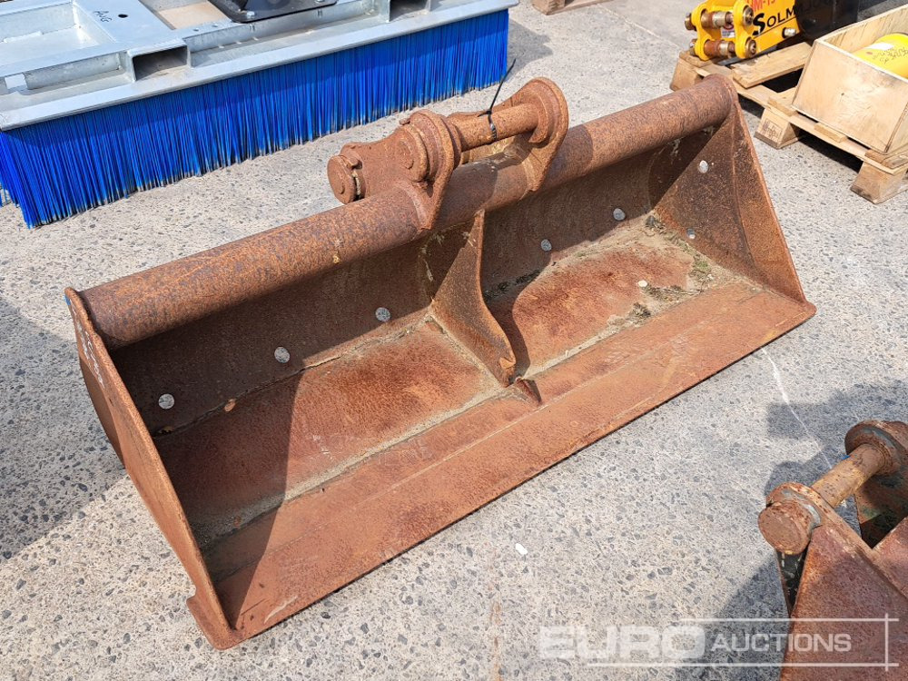 60" Ditching Bucket, 50mm Pin to suit 6-8 Ton Excavator - Balde: foto 1 60" Ditching Bucket, 50mm Pin to suit 6-8 Ton Excavator - Balde: foto 1