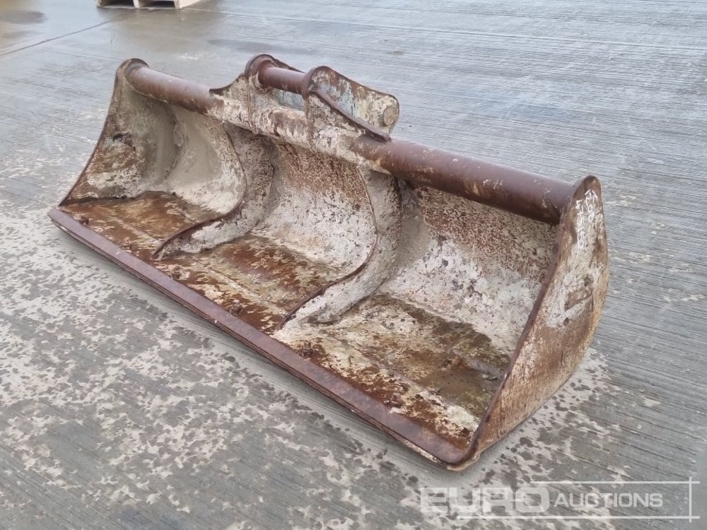 60" Ditching Bucket 60mm Pin to suit 10 Ton Excavator - Balde: foto 1 60" Ditching Bucket 60mm Pin to suit 10 Ton Excavator - Balde: foto 1
