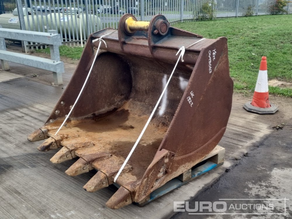 64" Digging Bucket 80mm Pin to suit 20 Ton Excavator - Balde: foto 1 64" Digging Bucket 80mm Pin to suit 20 Ton Excavator - Balde: foto 1