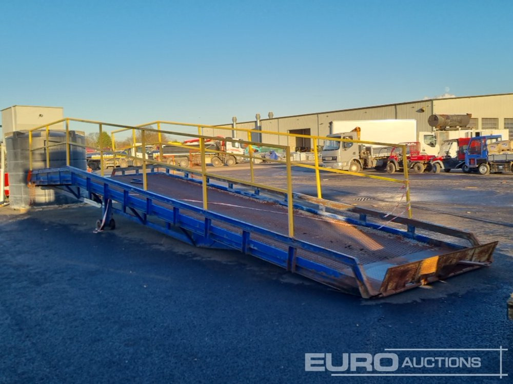 7' Loading Ramp - Rampa de carregamento: foto 3 7' Loading Ramp - Rampa de carregamento: foto 3