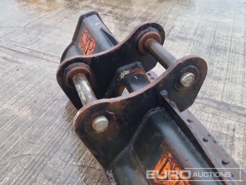 Balde 72" Ditching Bucket 65mm Pin to suit 13 Ton Excavator: foto 11 Balde 72" Ditching Bucket 65mm Pin to suit 13 Ton Excavator: foto 11