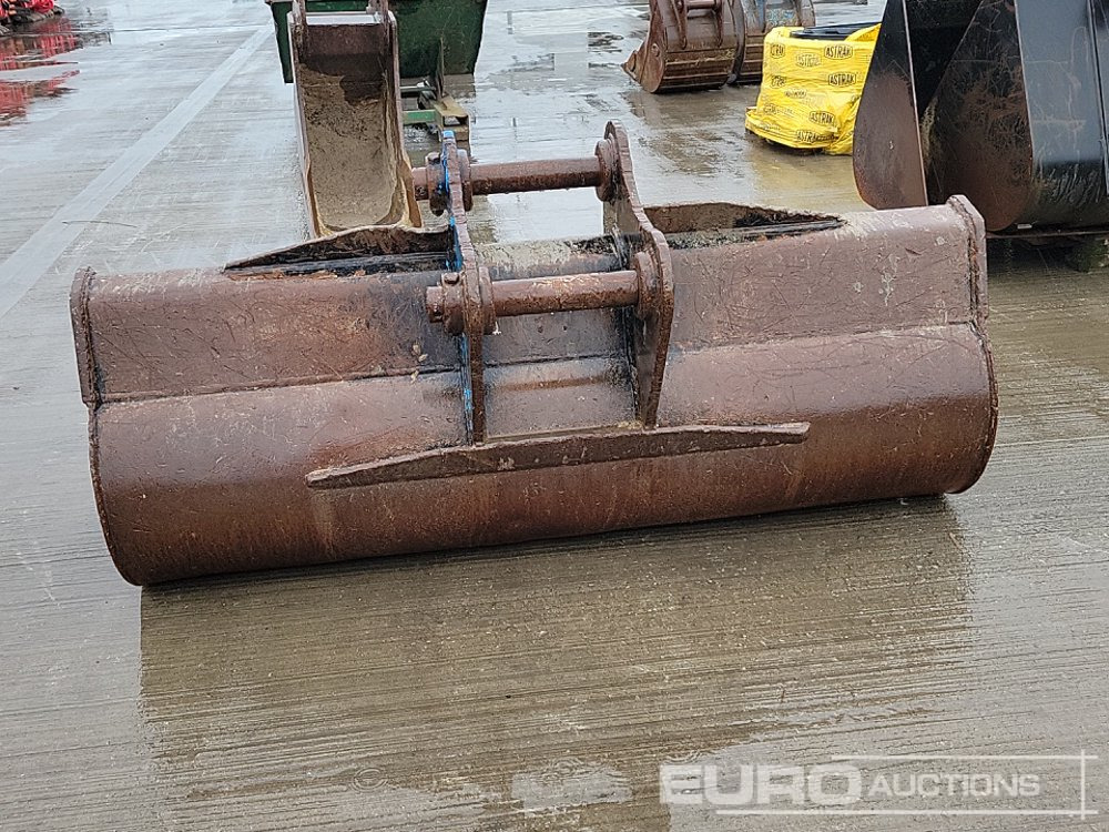 74" Ditching Bucket 65mm Pin to suit 13 Ton Excavator - Balde: foto 4 74" Ditching Bucket 65mm Pin to suit 13 Ton Excavator - Balde: foto 4