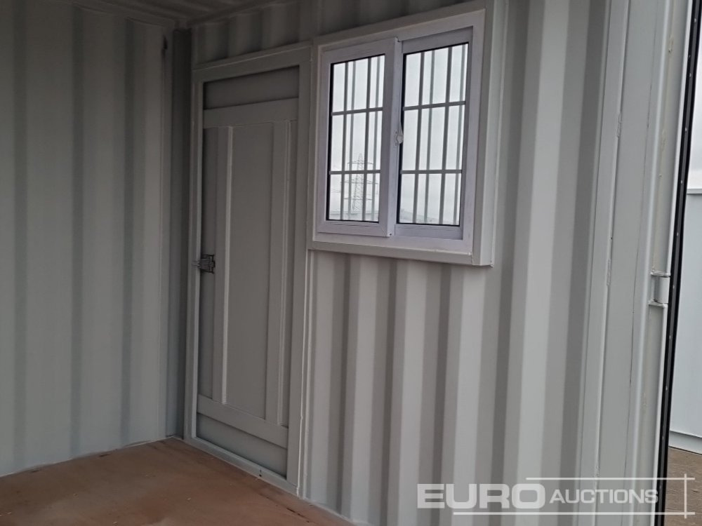 9' x 7' Container, 1 Side Door, 1 End Door, Window (Cannot Be Reconsigned) - Contêiner marítimo: foto 2 9' x 7' Container, 1 Side Door, 1 End Door, Window (Cannot Be Reconsigned) - Contêiner marítimo: foto 2