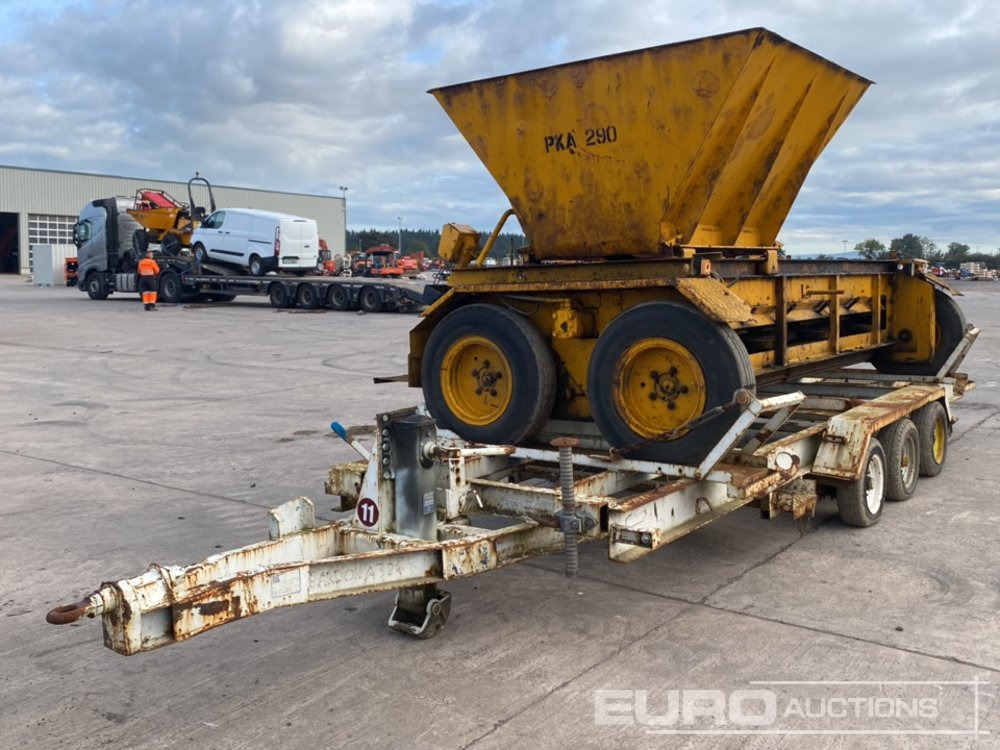 Bristowes M95 Road Chipper, Tri Axle Trailer - Máquina de asfalto: foto 1 Bristowes M95 Road Chipper, Tri Axle Trailer - Máquina de asfalto: foto 1