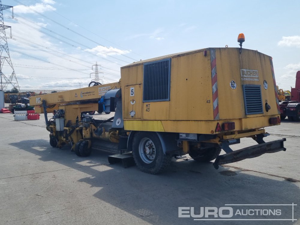 Bucher Schorling P21 Single Axle Runway Sweeper, Snow Clearing Brush, Snow Blower, Dryer - Removedor de neve: foto 3 Bucher Schorling P21 Single Axle Runway Sweeper, Snow Clearing Brush, Snow Blower, Dryer - Removedor de neve: foto 3