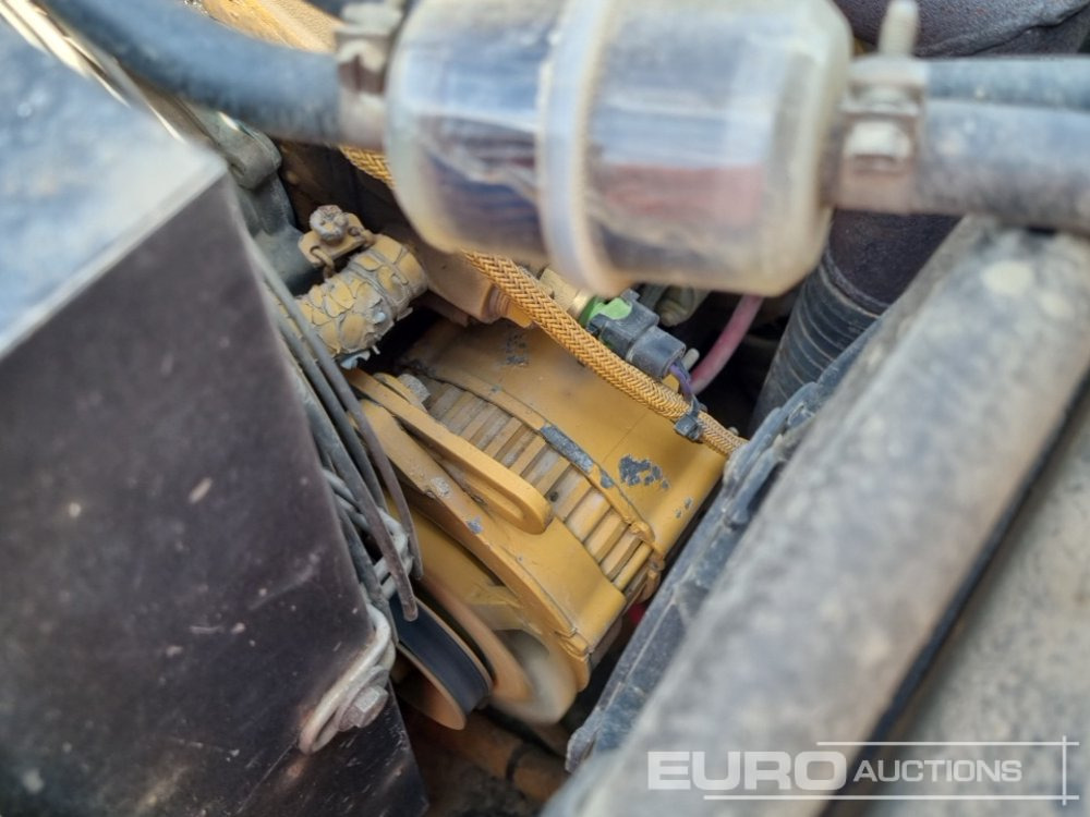 Rolo CAT CB224E: foto 21