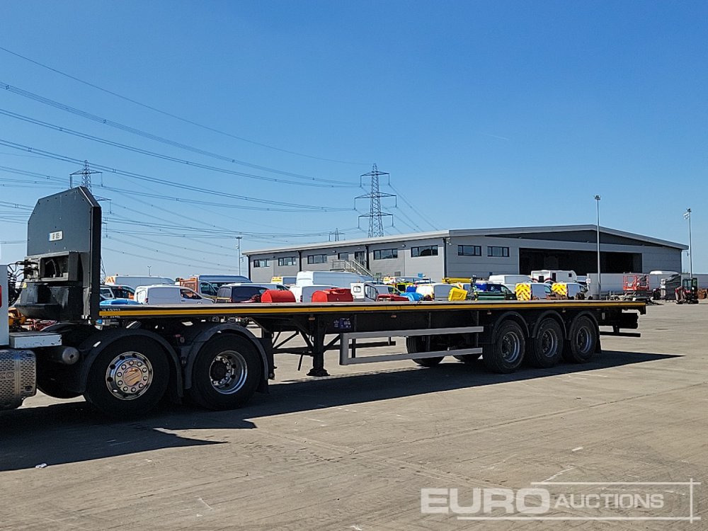 Cartwright Tri Axle Flatbed Trailer - Semi-reboque plataforma/ Caixa aberta: foto 1 Cartwright Tri Axle Flatbed Trailer - Semi-reboque plataforma/ Caixa aberta: foto 1