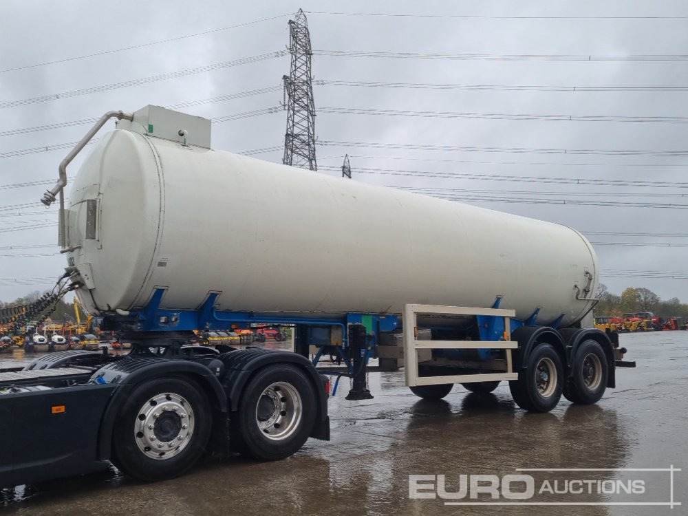 Clayton Twin Axle Tanker Trailer,Rear Steer, Stainless Steel Tank (Plating Certificate Available) - Semirreboque tanque: foto 1 Clayton Twin Axle Tanker Trailer,Rear Steer, Stainless Steel Tank (Plating Certificate Available) - Semirreboque tanque: foto 1