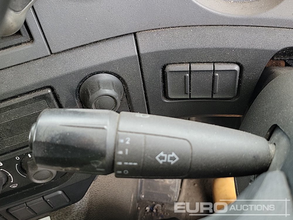 Caminhão frigorífico DAF CF330: foto 32