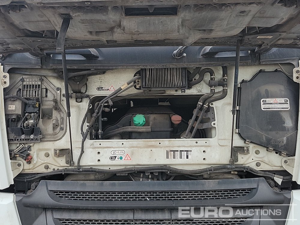 Caminhão frigorífico DAF CF330: foto 25