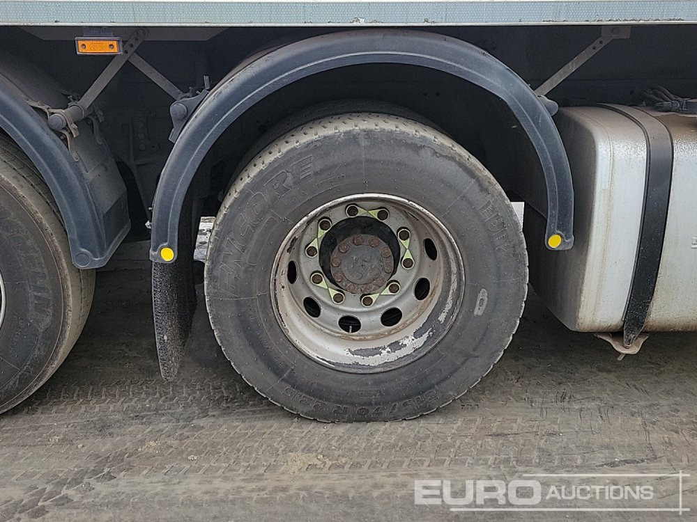 Caminhão frigorífico DAF CF330: foto 13