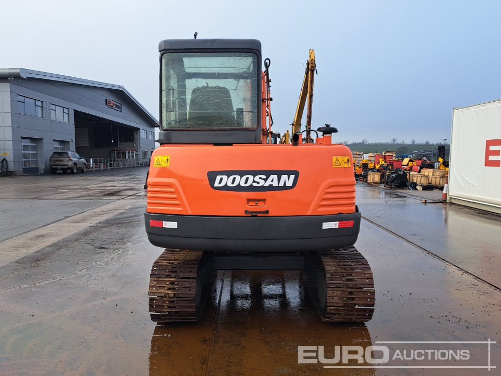 Doosan DH55-V - Mini escavadeira: foto 4 Doosan DH55-V - Mini escavadeira: foto 4