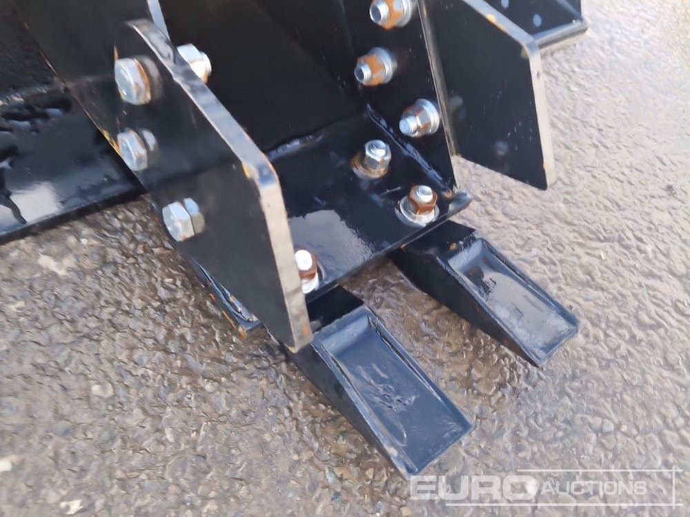 Equipamento de Escavadeira Unused JPC Hydraulic Breaker, 32" Ditching Bucket, 8" Digging Bucket to suit Mini Excavator: foto 6 Equipamento de Escavadeira Unused JPC Hydraulic Breaker, 32" Ditching Bucket, 8" Digging Bucket to suit Mini Excavator: foto 6