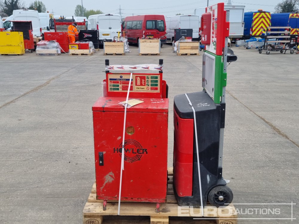 Fire Extinguisher Station (2 of), 110Volt Infared Heater - Equipamento de construção: foto 2 Fire Extinguisher Station (2 of), 110Volt Infared Heater - Equipamento de construção: foto 2