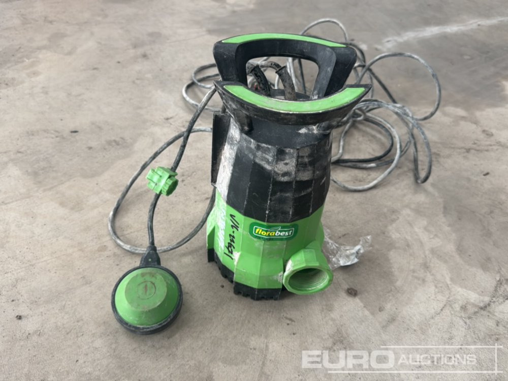 Florabest 240 Volt Submersible Water Pump - Bomba de água: foto 1 Florabest 240 Volt Submersible Water Pump - Bomba de água: foto 1