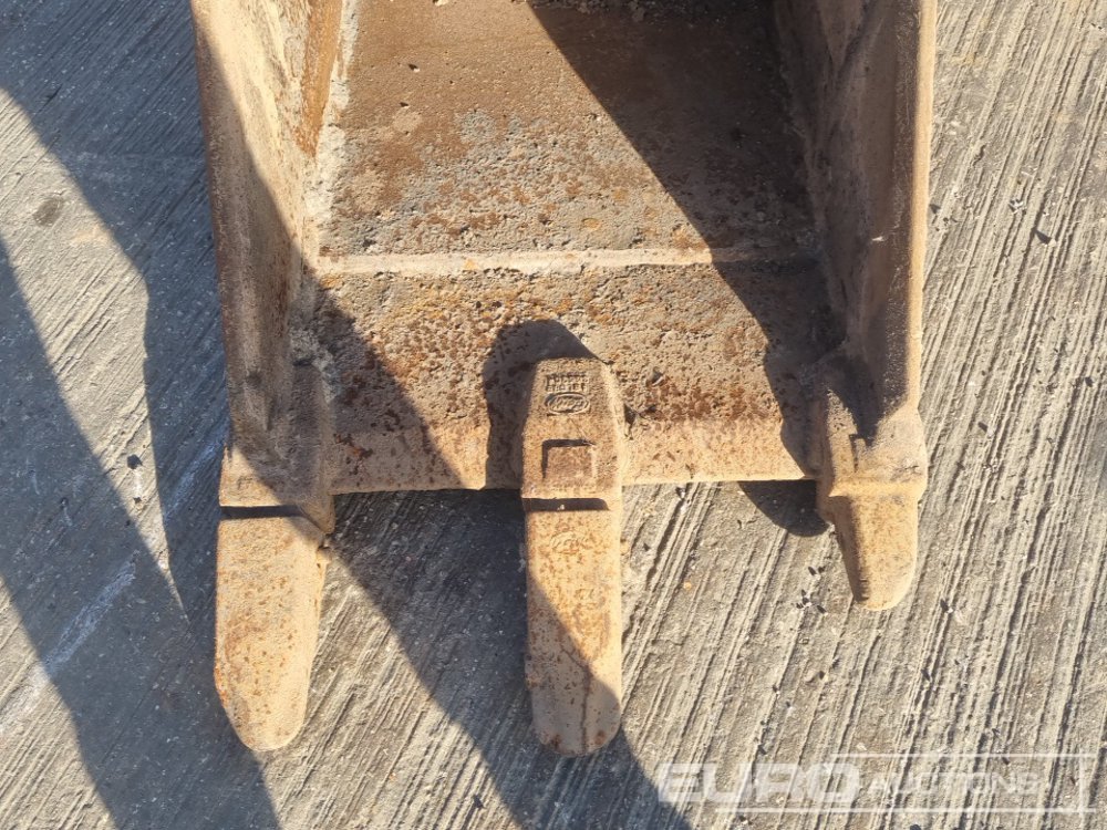 Balde Geith 24" Digging Bucket 65mm Pin to suit 13 Ton Excavator: foto 12