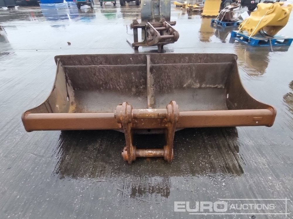 Geith 74" Ditching Bucket 65mm Pin to suit 13 Ton Excavator - Balde: foto 4 Geith 74" Ditching Bucket 65mm Pin to suit 13 Ton Excavator - Balde: foto 4