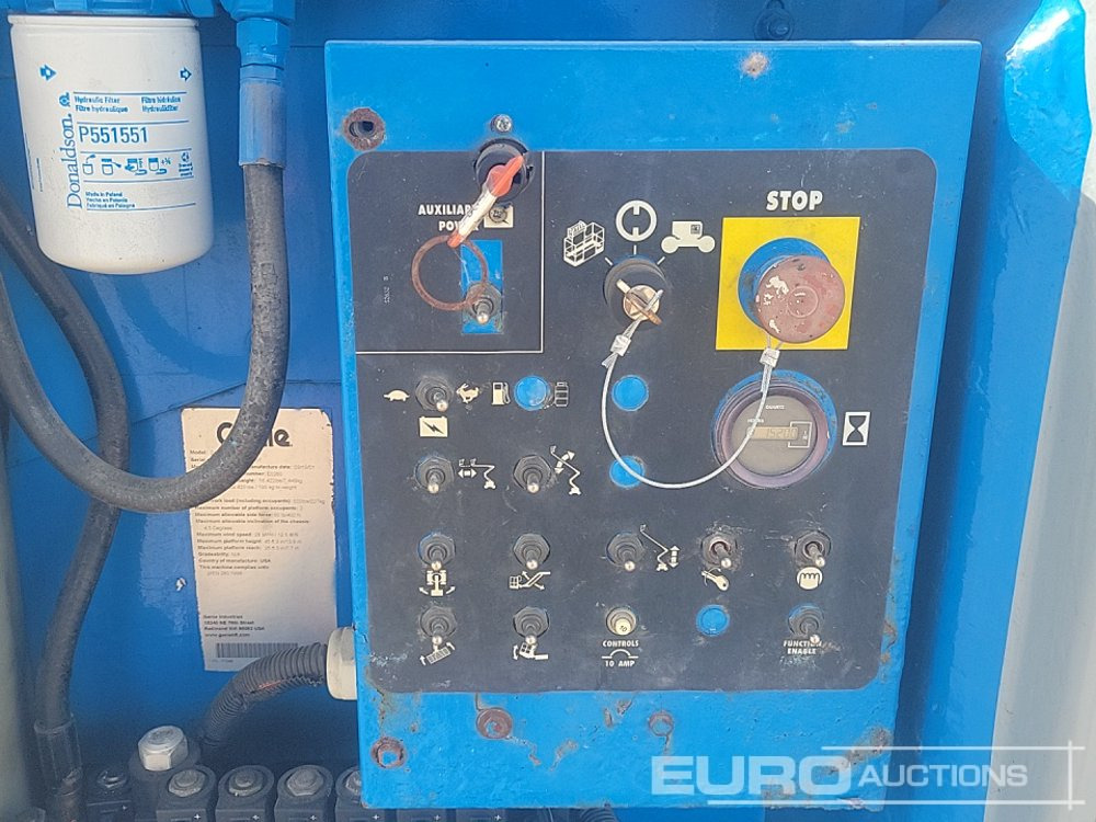 Plataforma aérea Genie Z4525: foto 26