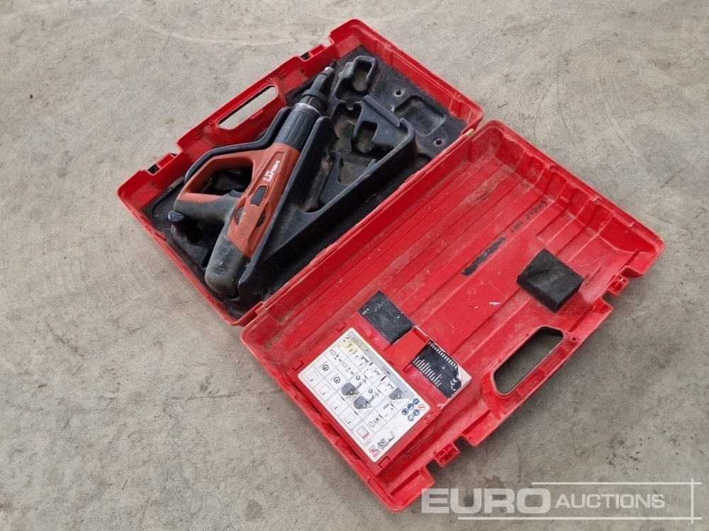 Hilti DX5 Nail Gun - Equipamento de construção: foto 3 Hilti DX5 Nail Gun - Equipamento de construção: foto 3