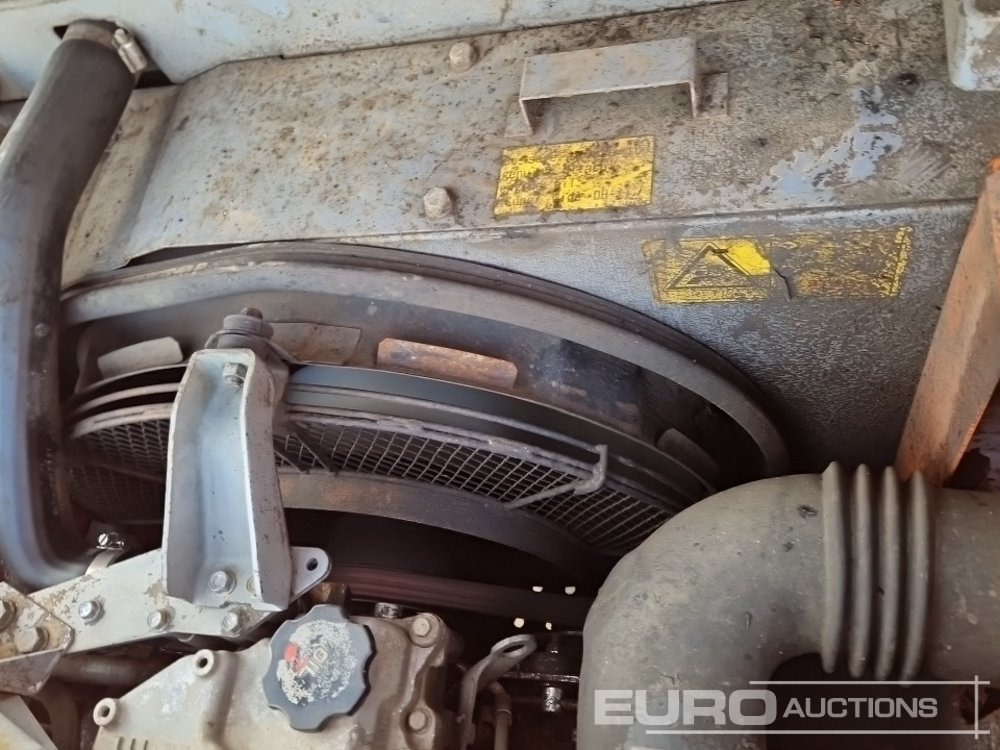 Escavadora de rastos Hitachi ZX225USLC-3: foto 43 Escavadora de rastos Hitachi ZX225USLC-3: foto 43