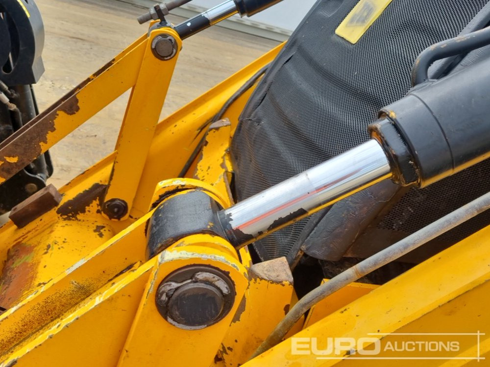 Retroescavadeira JCB 3CX P21: foto 28