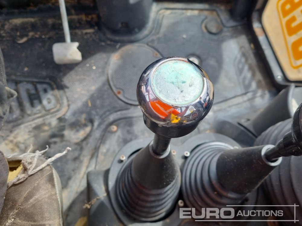 Retroescavadeira JCB 3CX P21: foto 50