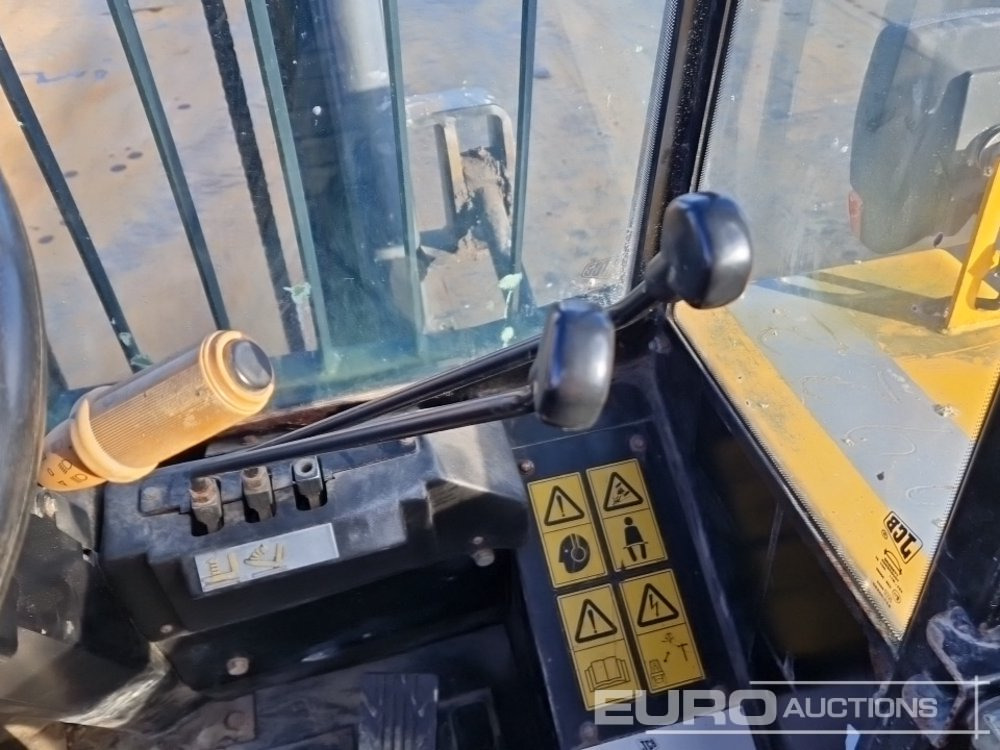 Empilhador todo-o-terreno JCB 926: foto 33