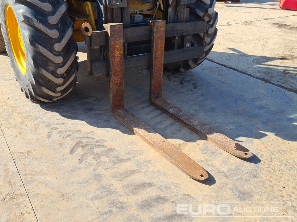 Empilhador todo-o-terreno JCB 926: foto 28