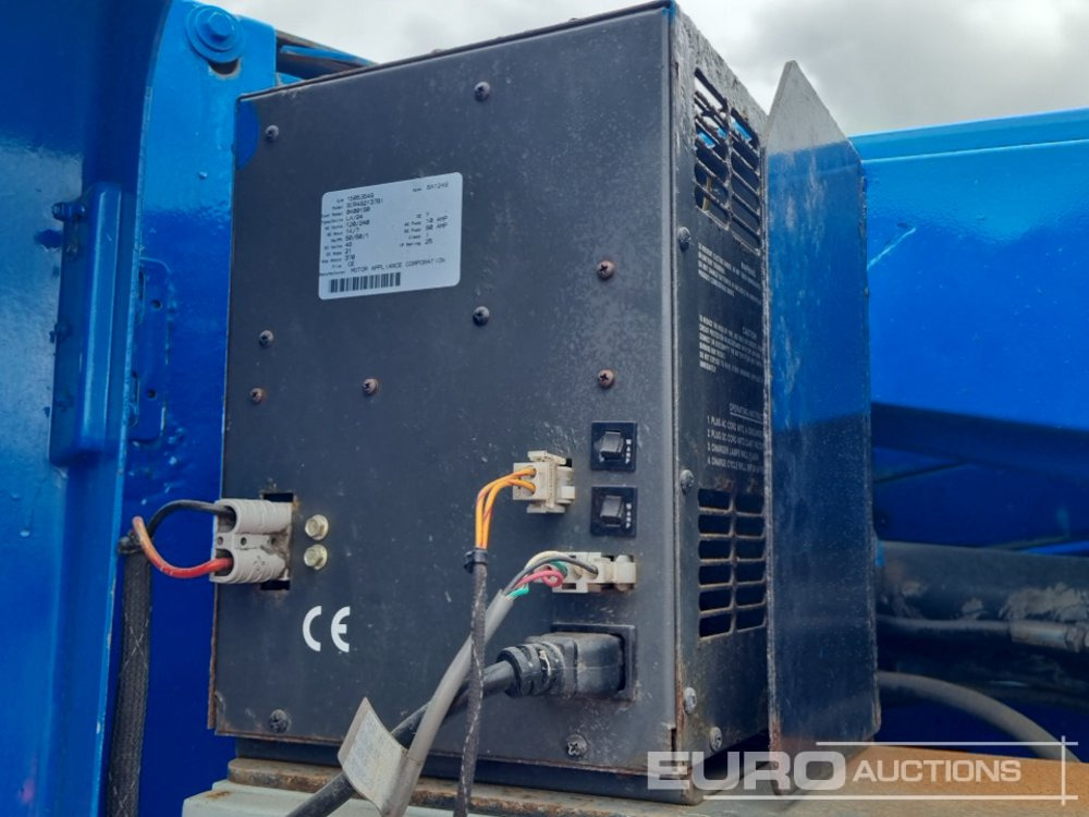 Plataforma aérea JLG E300AJP: foto 14