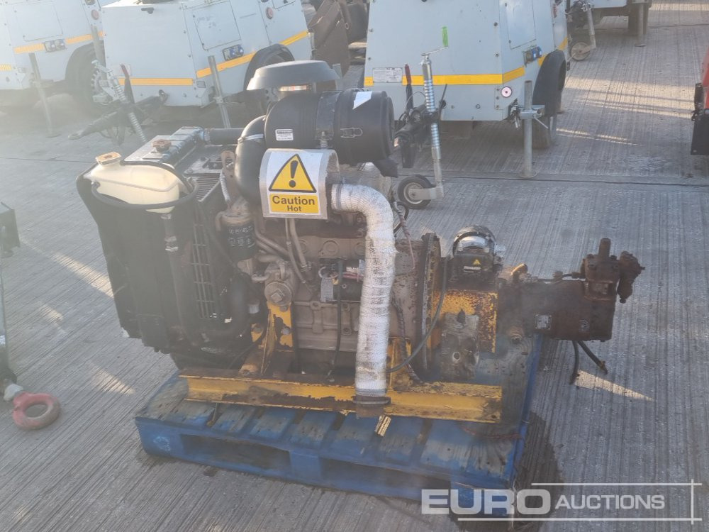 Motor John Deere 4 Cylinder Engine, Pump: foto 6 Motor John Deere 4 Cylinder Engine, Pump: foto 6