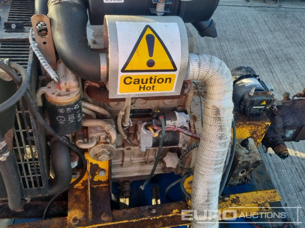 Motor John Deere 4 Cylinder Engine, Pump: foto 11 Motor John Deere 4 Cylinder Engine, Pump: foto 11