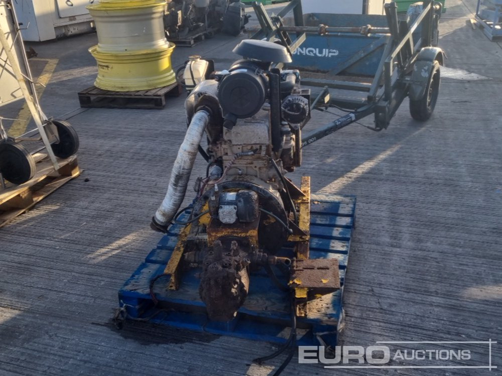 Motor John Deere 4 Cylinder Engine, Pump: foto 8 Motor John Deere 4 Cylinder Engine, Pump: foto 8