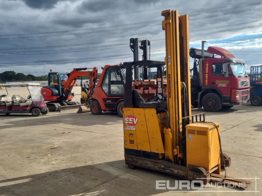 Jungheinrich Electric Side Loader Forklift, 3 Stage Free Lift Mast, Forks, Charger (Flat Battery) - Empilhadeira: foto 3 Jungheinrich Electric Side Loader Forklift, 3 Stage Free Lift Mast, Forks, Charger (Flat Battery) - Empilhadeira: foto 3