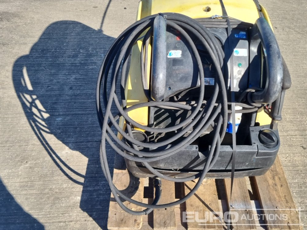 Lavadora de alta pressão Karcher 250 Volt Pressure Washer: foto 13