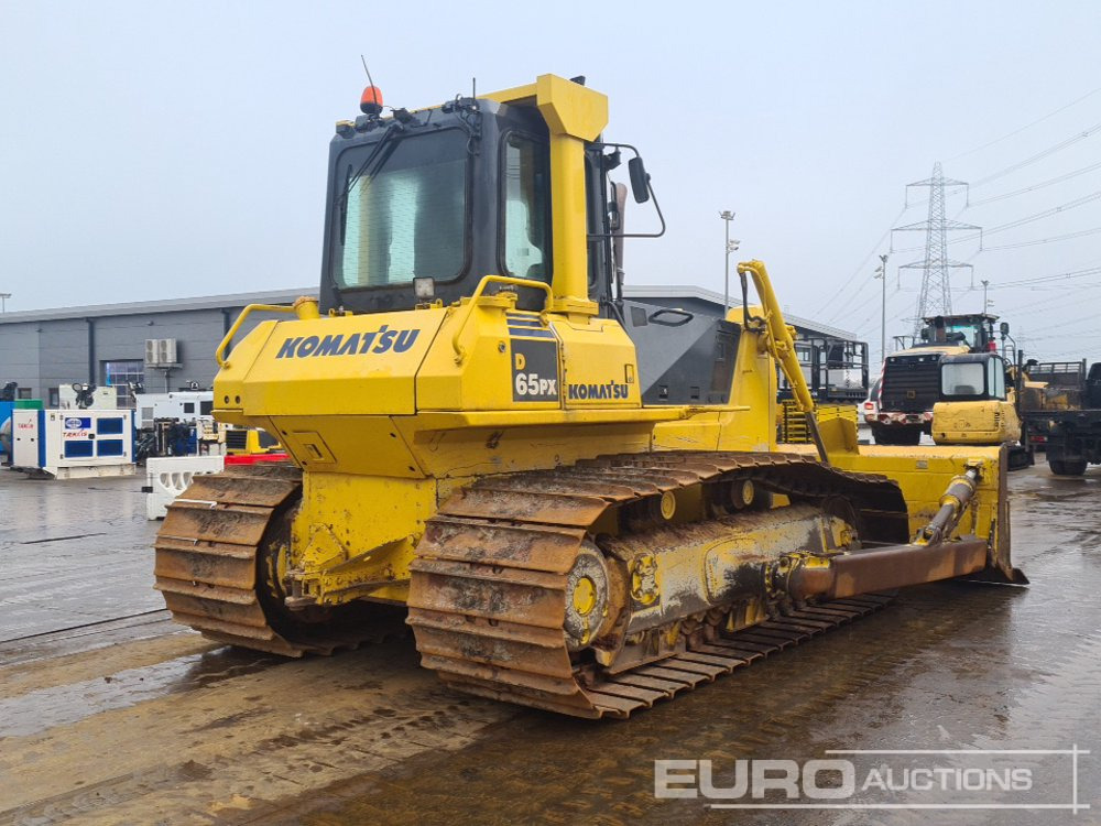 Komatsu D65PX-15 - Buldôzer: foto 5 Komatsu D65PX-15 - Buldôzer: foto 5