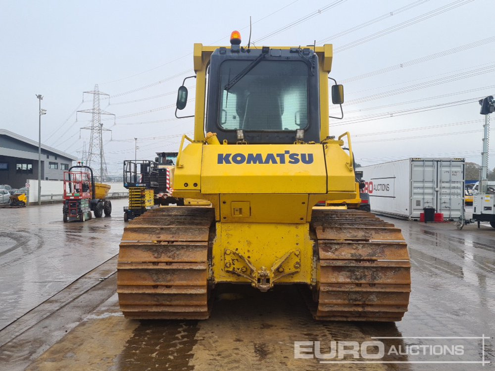 Komatsu D65PX-15 - Buldôzer: foto 4 Komatsu D65PX-15 - Buldôzer: foto 4