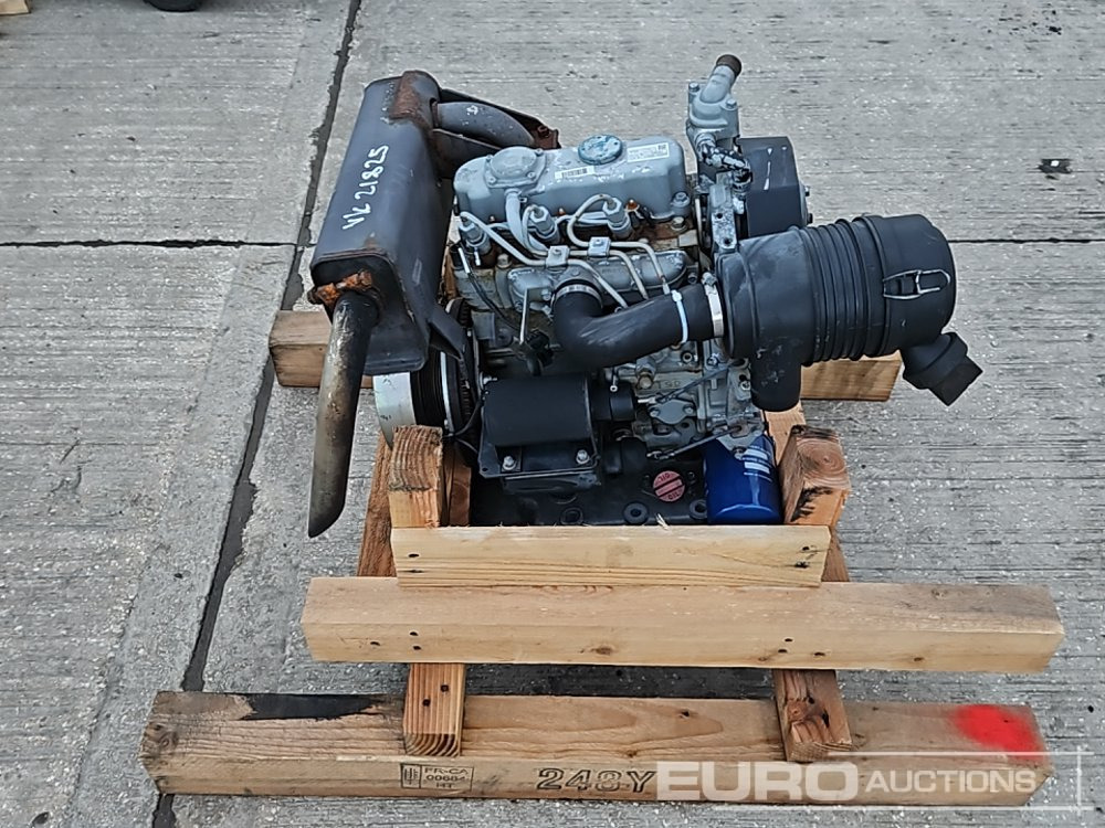 Kubota 3 Cylinder Engine - Motor: foto 2 Kubota 3 Cylinder Engine - Motor: foto 2
