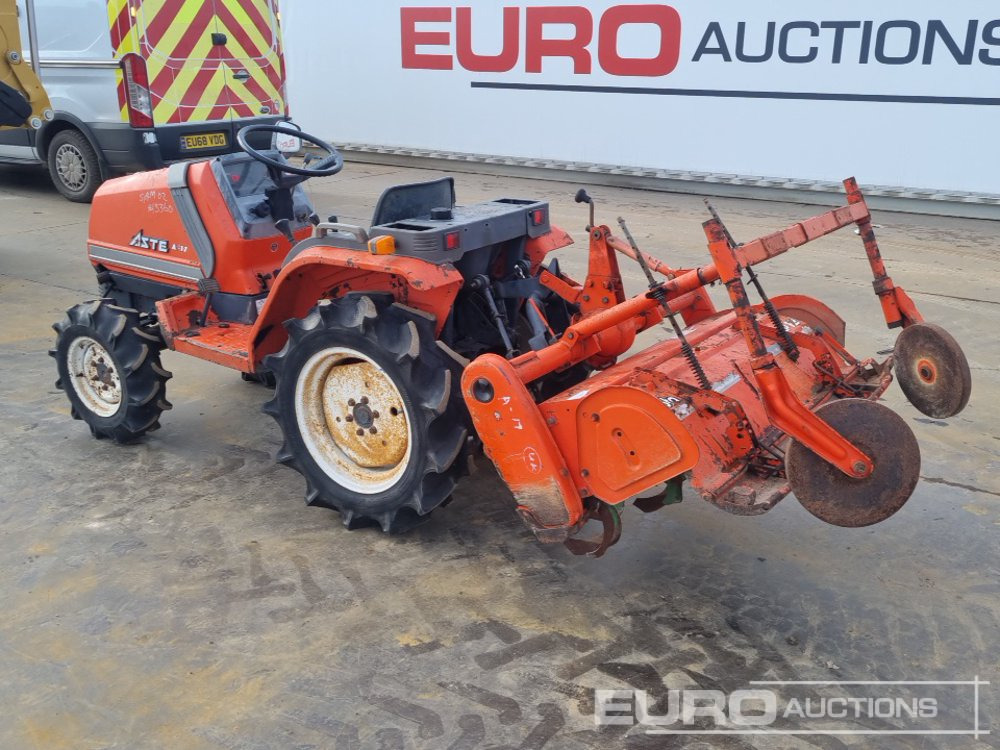 Kubota A-17 - Mini trator: foto 3 Kubota A-17 - Mini trator: foto 3