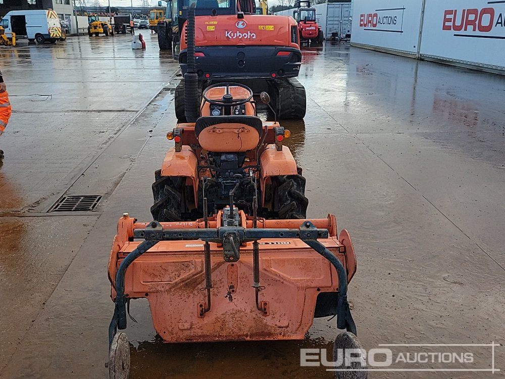 Kubota B1200 - Mini trator: foto 4 Kubota B1200 - Mini trator: foto 4