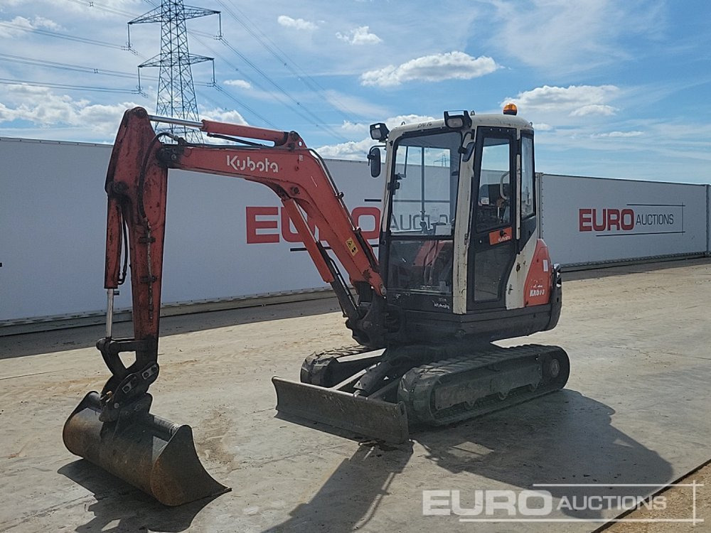 Kubota KX61-3 - Mini escavadeira: foto 1 Kubota KX61-3 - Mini escavadeira: foto 1