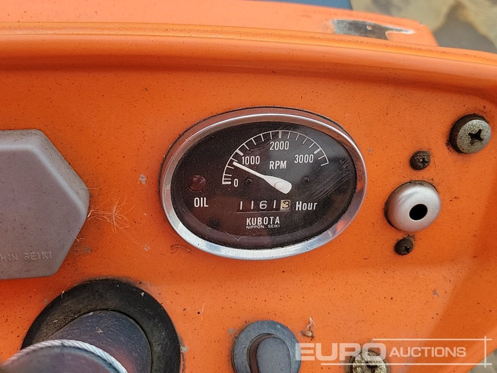 Mini trator Kubota L1500: foto 32 Mini trator Kubota L1500: foto 32