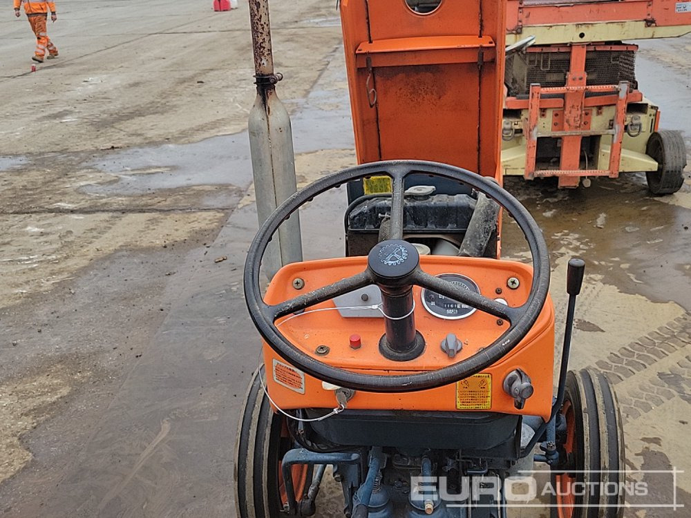 Mini trator Kubota L1500: foto 24 Mini trator Kubota L1500: foto 24