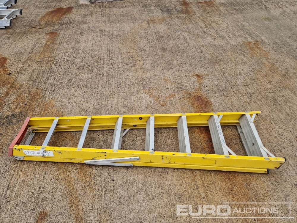 Equipamento de construção Lyte 8 Tread Fibreglass Step Ladder: foto 6